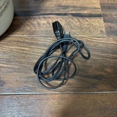 キャリーケース&炊飯器本日何時でもいいので引き取ってくれる方を優先します。！
の画像