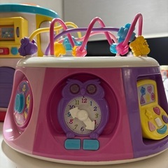 知能玩具　コンビの画像