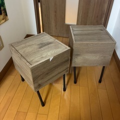 サイドテーブル(2つ) の画像