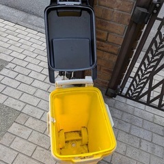 ゴミ箱の画像