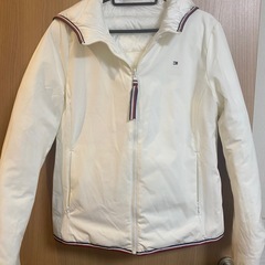 TOMMY HILFIGER レディース ジャケット　ホワイトの画像