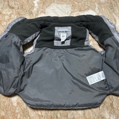 ベビー服　GAP ダウンベストの画像