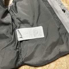 ベビー服　GAP ダウンベストの画像