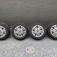 タイヤ(ホイールなし)の画像