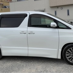 トヨタヴェルファイアの画像