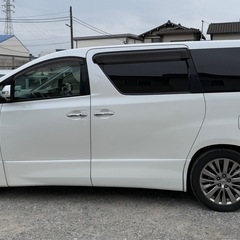 トヨタヴェルファイアの画像