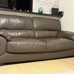 合成皮ソファーの画像