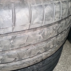 ブリジストン 225/55R-18 の画像