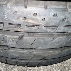 ブリジストン 225/55R-18 の画像