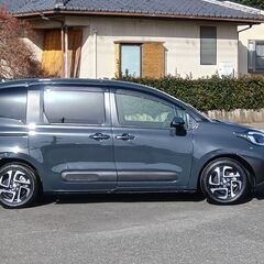 家で買える！R6年シエンタ７人乗り大型ナビ全方位カメラETCアルミ両側パワースライドドア衝突軽減装置！国定駅４キロor伊勢崎駅７キロor前橋駅13キロの画像