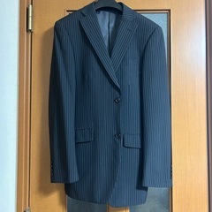 メンズ　スーツ上下の画像
