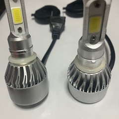LEDヘッドライトの画像