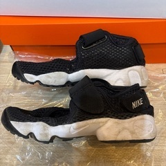 ナイキ⭐︎メッシュサンダルの画像