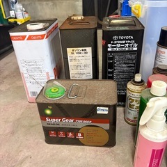 車用品まとめて　ケミカル類・オイル等　ほぼ使いさし　現状渡しの画像