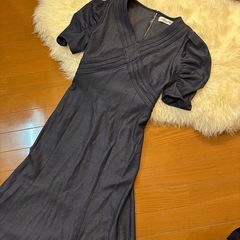 Lilybrown クロスデザイン　マーメイドワンピースの画像