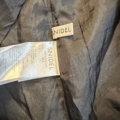 SNIDEL イレギュラープリーツプリントスカートの画像