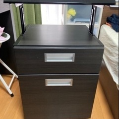 デスク　机　仕事　ビジネスデスク　黒　重厚感
の画像