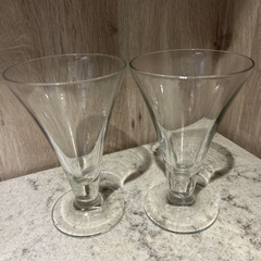グラス2つの画像