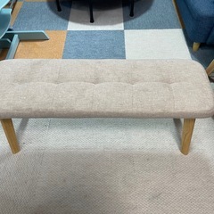 ダイニングテーブルの画像