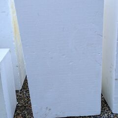 【無料】超大型の発泡スチロールブロック・板（DIY・断熱材・造形・的などに）の画像