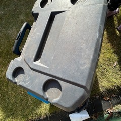 釣りクーラーケースの画像