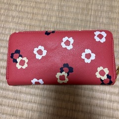 ワンコイン❣️未使用❣️レトロ花柄💗長財布の画像