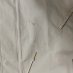 オフホワイト スプリングコートの画像