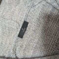 INEDのロングパーカーニットの画像