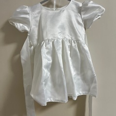 ホワイト刺繍ベビードレスの画像