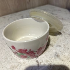 ペコちゃんの食器の画像