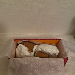 新品Tory Burch EVERLY SLIDE サンダル 6.5の画像