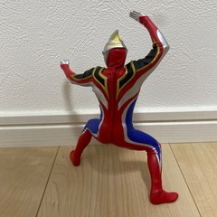ウルトラマンガイア 英雄勇像の画像