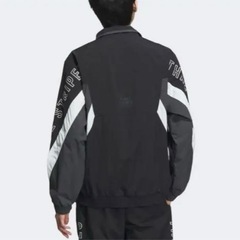 新品　アディダス ウーブンジャケットパンツ　セットアップ　黒の画像