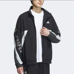 新品　アディダス ウーブンジャケットパンツ　セットアップ　黒の画像