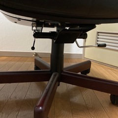 ITOKI エグゼクティブチェアRー1 の画像