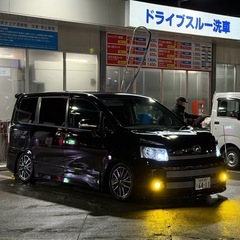 70ヴォクシー 202ブラック 車検有 すぐ乗れます。の画像