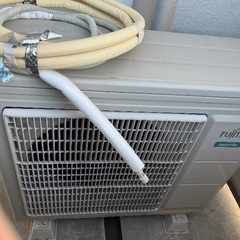 【中古】リビング用エアコン(14畳用)お譲りします。の画像