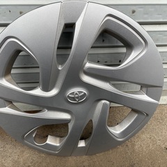 TOYOTA純正ホイールキャップ　　4枚の画像