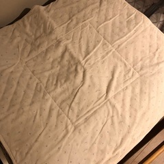 赤ちゃん　おくるみ
の画像