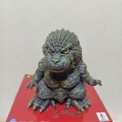 ゴジラ1.0 鎮座獣フィギュア＆7ぬいぐるみ＆7色に光るルームライトの画像