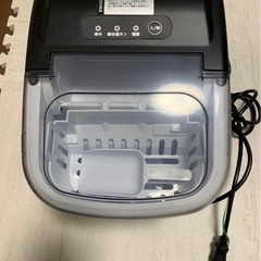 ポータブル製氷機の画像