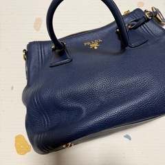 プラダ　ネイビー　バッグの画像