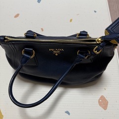 プラダ　ネイビー　バッグの画像