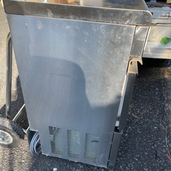 福島　製氷機　2016年製 35kg の画像