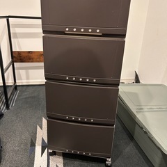 キャスター付き引き出し 4段の画像