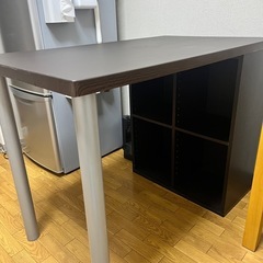 【お譲り先決定】デスク　机　PC台　パソコン台の画像