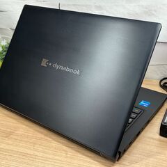 美品〉11120　Dynabook S73/HS　8GB/SSD256  第11世代　office2024 軽量　ノートパソコンの画像