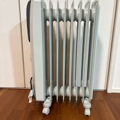 【定価30000円】De'longhi デロンギ オイルヒーター 　770812EFSN  の画像