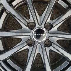 スタッドレスタイヤ&ホイール　4本セット（ホンダ・フィット）の画像