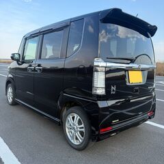 個人分割可❗️　ローン審査無し❗️　N-BOXカスタム　カスタムGLPKG　H23　両側パワスラ　純正オーディオ　ステアCT　フルオートAC　即納できます🙌の画像